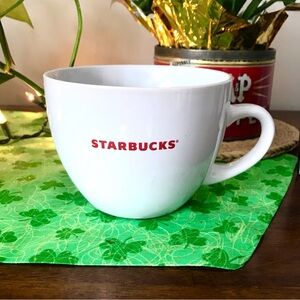 Starbucks 18 oz. Large White Coffee Mug Red Graphic Lettering 2008 ☕️